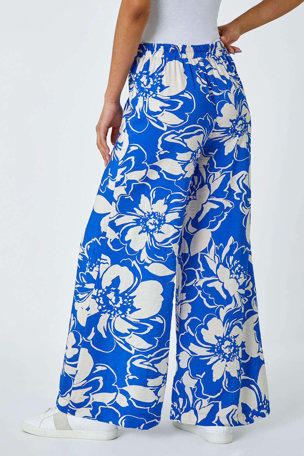 Feminine Floral Blouse Pairing