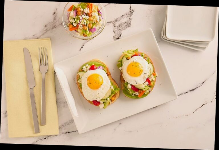Avocado Toast Mediterranean-Style 30 Avocado Toast Mediterranean-Style