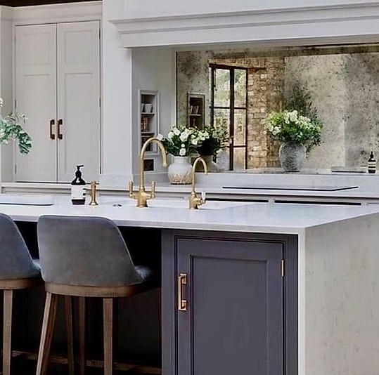 Mirror or Glass Backsplash
