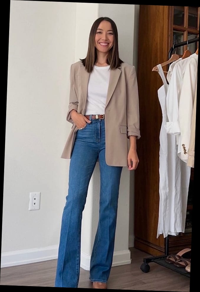 20 Baggy Jeans Outfits That Look Effortlessly Cool 14 Office-Appropriate Baggy Jeans Style