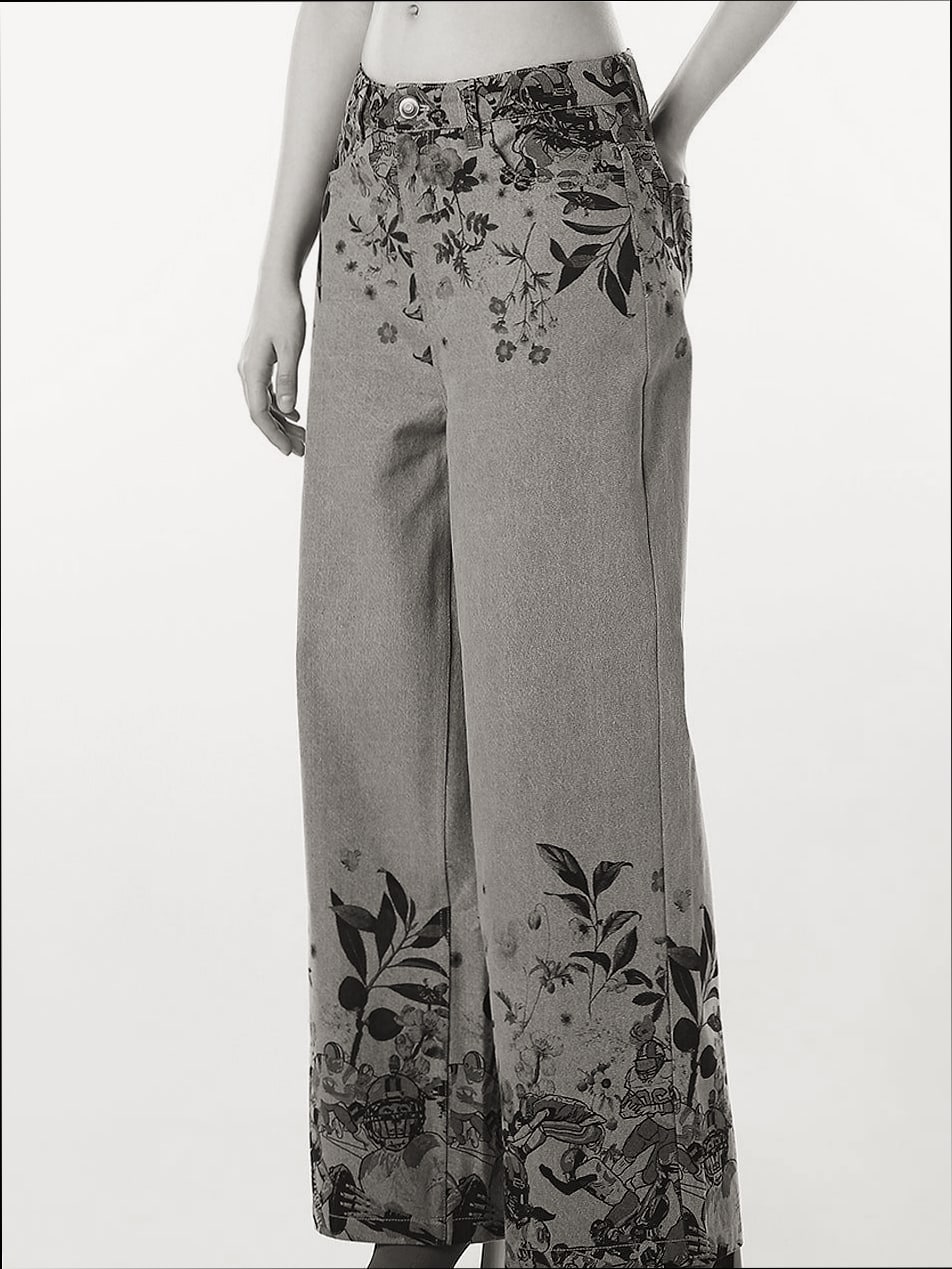 Printed Top Styling With Wide Leg Jeans