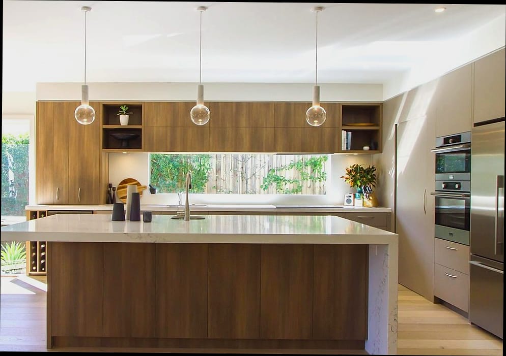 A Seamless Kitchen Island With Seating