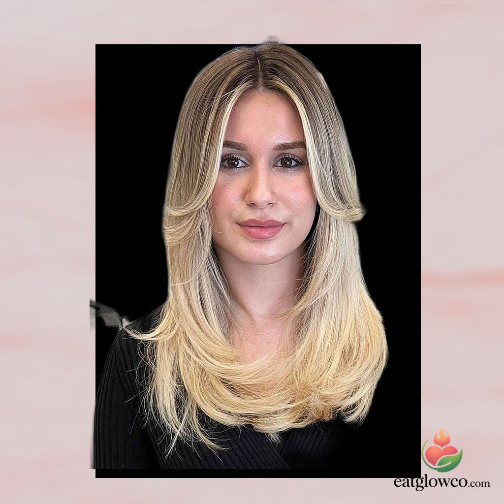 21 Curtain Bangs Hairstyle Ideas That Actually Look Good 8 Stunning Collarbone-Length Layered Cut Blended with Long Curtain Bangs
