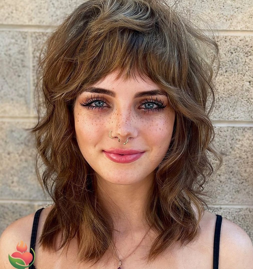 Wolf Cut For Women: 11 Trendy Looks To Ask Your Stylist 10 Wolf Cut For Thick Hair